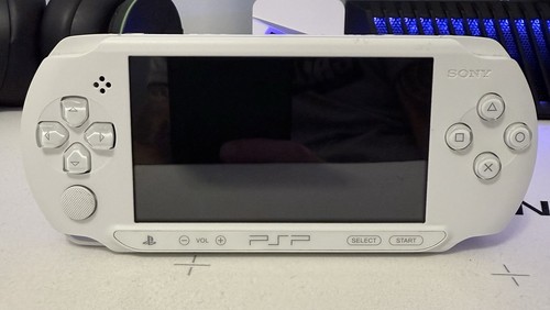 Sony psp e1004 console - psp-e1004,